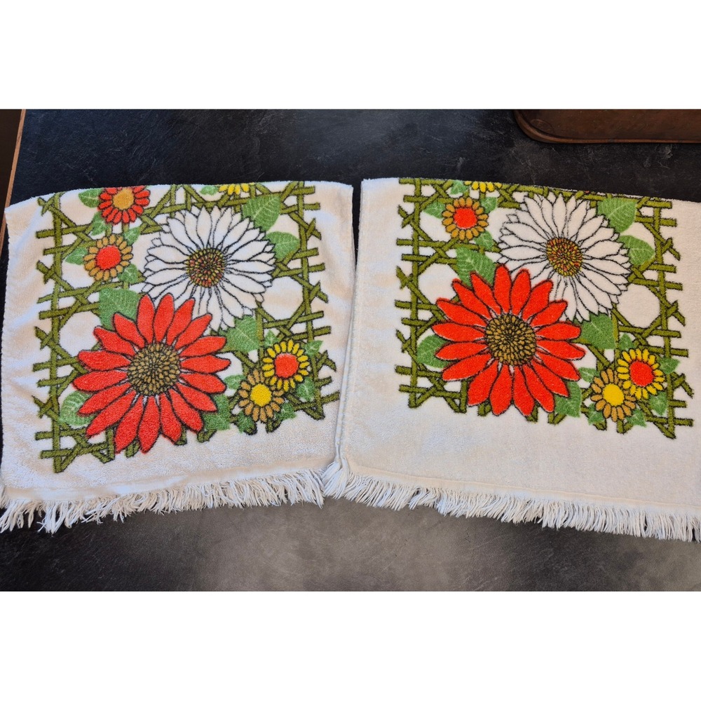 Vintage Floral Hand Towels Set of 2 Fringe Retro Daisy Orange MCM Bathroom Decor